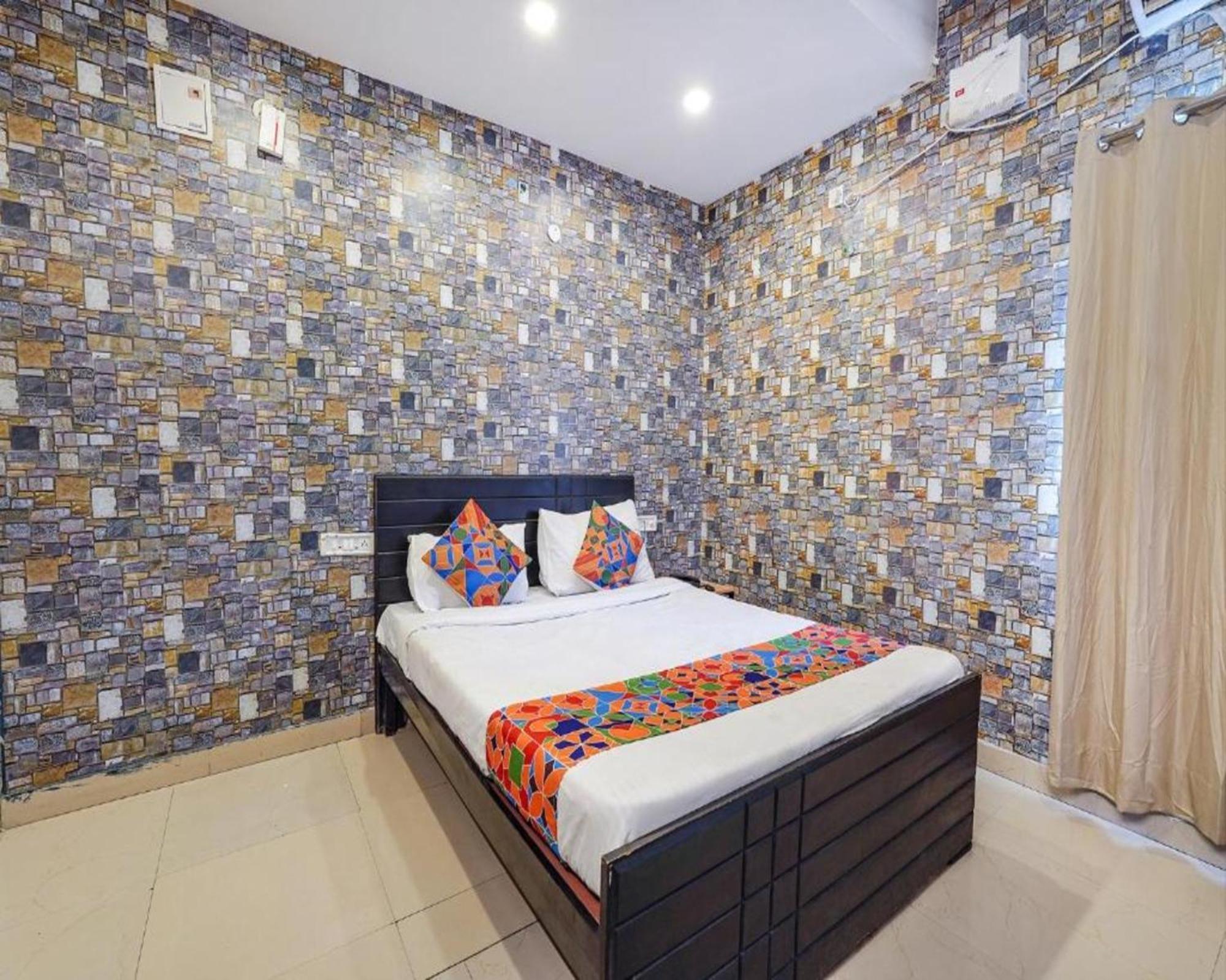 Fabexpress Kings Suites I Bangalore Buitenkant foto