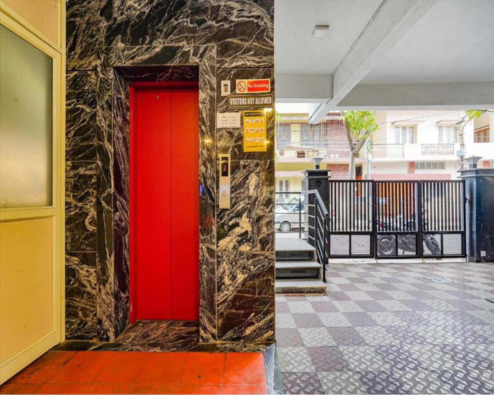 Fabexpress Kings Suites I Bangalore Buitenkant foto