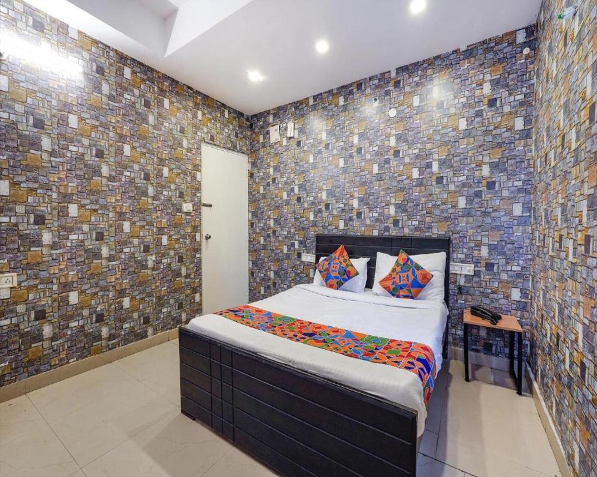Fabexpress Kings Suites I Bangalore Buitenkant foto